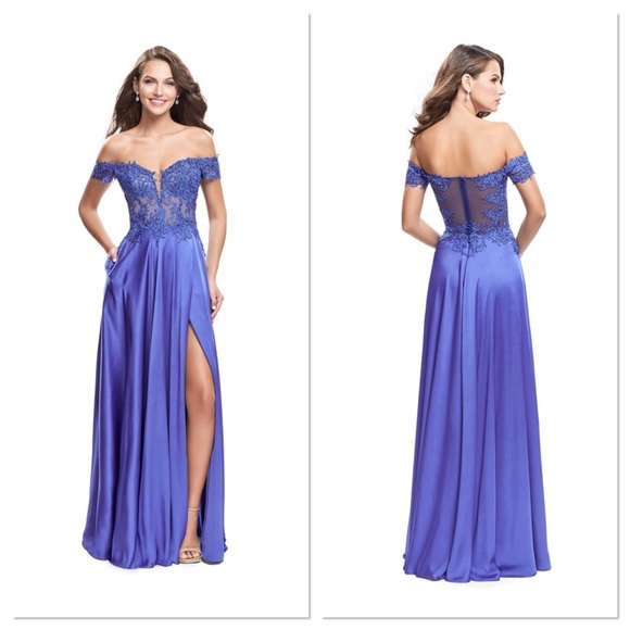 🐘 La Femme Off Shoulder Dress